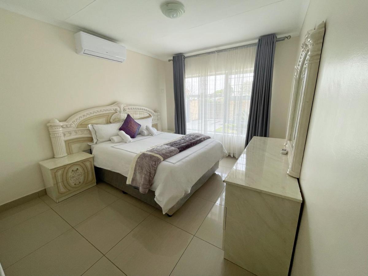 Estee House นิวคาสเซิล ภายนอก รูปภาพ
